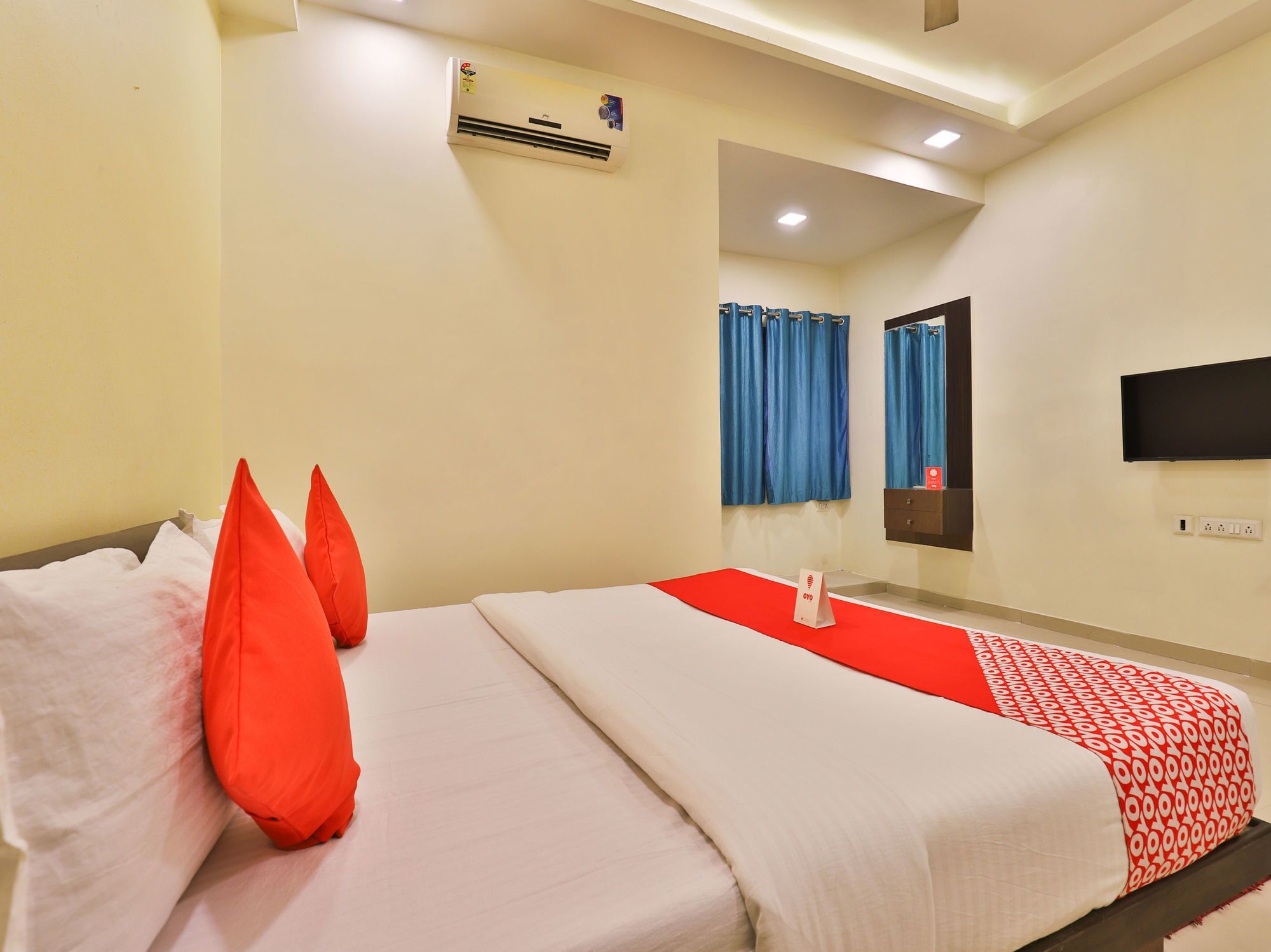 Oyo 6684 Hotel Park Sangam Ahmedabad Exterior photo