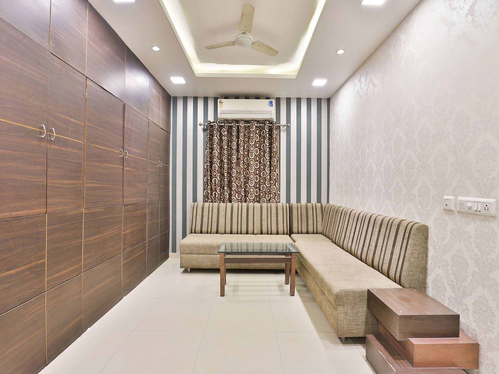Oyo 6684 Hotel Park Sangam Ahmedabad Exterior photo